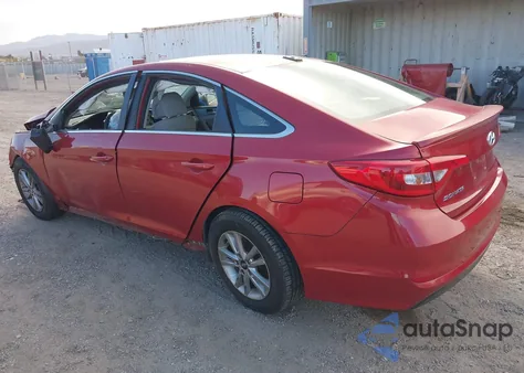 2017 Hyundai Sonata z USA, uszkodzony, nr VIN 5NPE24AF1HH519082